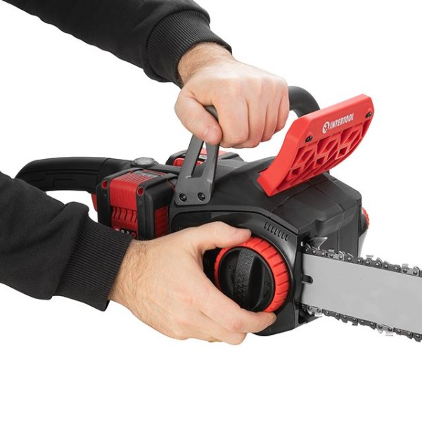 Пила ланцюгова акумуляторна з безщітковим двигуном 40 В (2х20 В), шина 35 см, SDS-система натягу ланцюга, без ЗП та АКБ INTERTOOL WT-9211