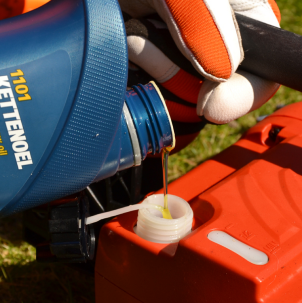 Пилка електрична HECHT 2250