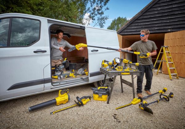 Повітродувка акумуляторна безщіткова STANLEY FATMAX SFMCBL7M1