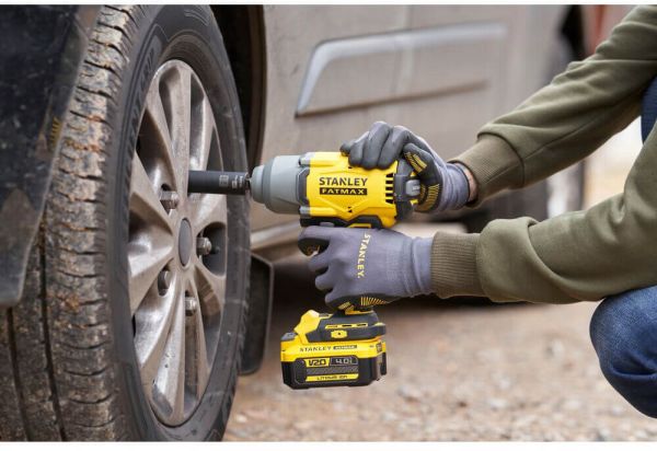 Гайковерт ударний акумуляторний STANLEY FATMAX SFMCF940M1