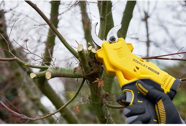 Ножиці садові - секатор акумуляторний STANLEY FATMAX SFMCPP32B