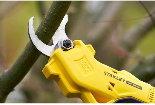 Ножниці садові - секатор акумуляторний STANLEY FATMAX SFMCPP32M1