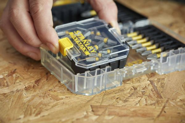 Набір біт STANLEY STA88568