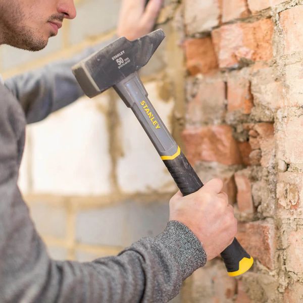 Молоток інженерний Fiberglass, вага 300 г STANLEY STHT0-54131