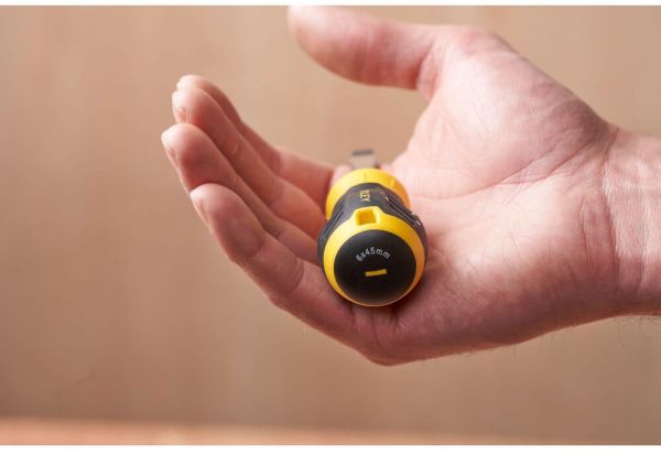 Викрутка Cushion Grip довжиною 45 мм з жалом, що розширюється під шліц SL 6.5 STANLEY STHT16147-0