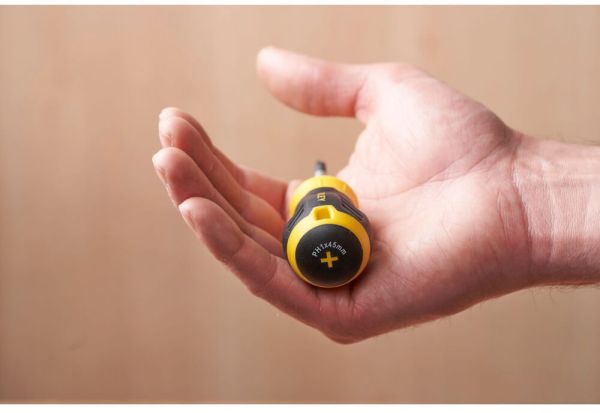 Викрутка Cushion Grip під шліц Ph1 з довжиною жала 45 мм STANLEY STHT16154-0