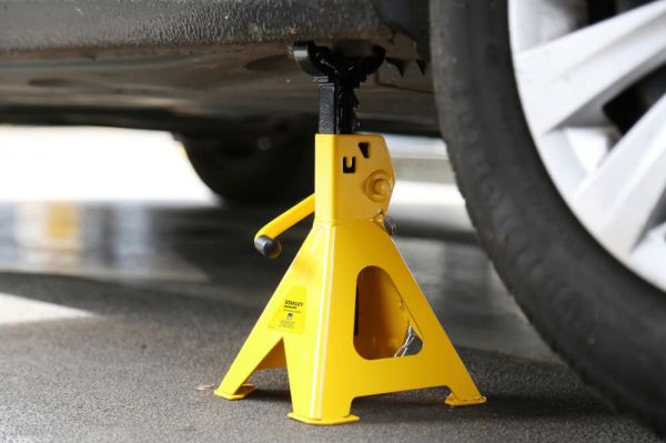 Підставка під автомобіль, 2 штуки STANLEY STMT81255-1