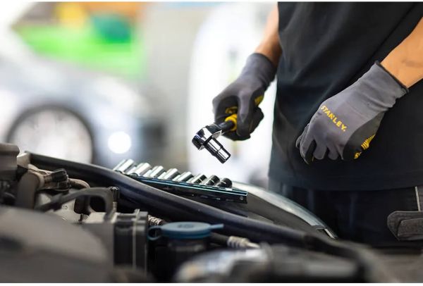 Набір головок торцевих 1/4 з одинадцяти предметів STANLEY STMT82666-0