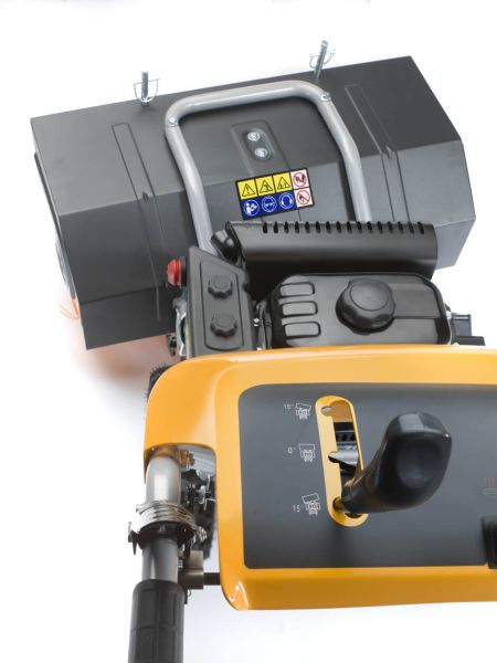 Підмітальна машина бензинова самохідна STIGA SWS800GE