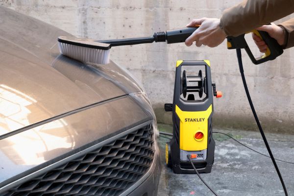 Мийка високого тиску електрична STANLEY SXPW16E