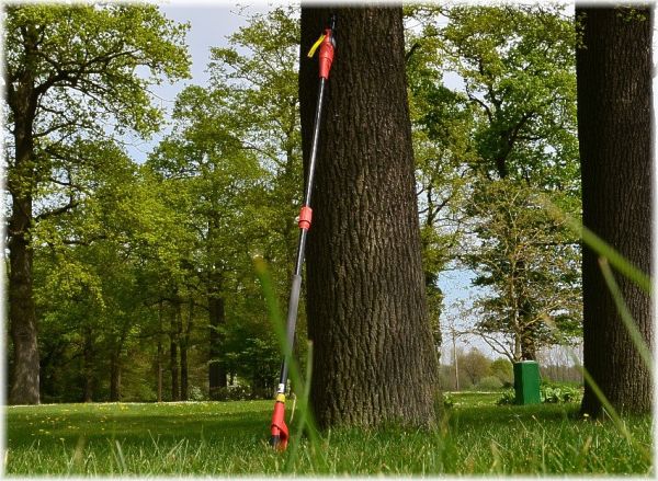 Висоторіз електричний HECHT 975 W