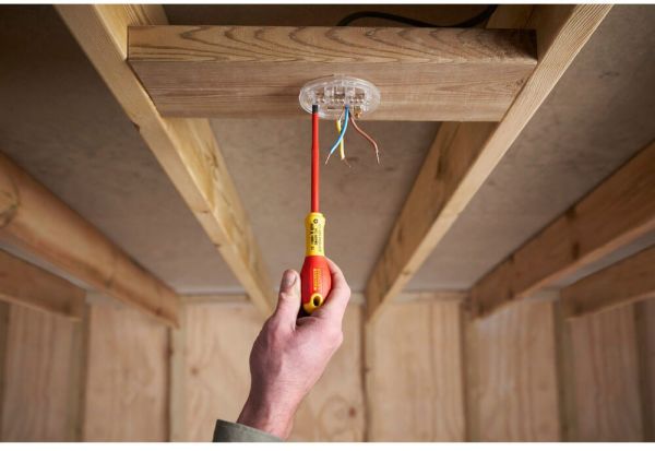 Набір з п’яти ізольованих викруток для електриків FatMax VDE 1000V STANLEY XTHT0-62692