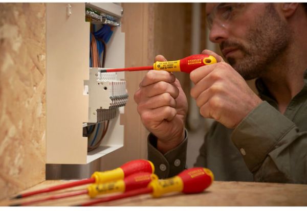 Набір з п’яти ізольованих викруток для електриків FatMax VDE 1000V STANLEY XTHT0-62692