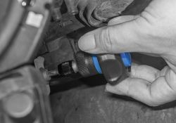 Тримач біт-тріскачка 38 зубів KING TONY