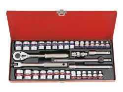 Набір головок 3/8" з трищіткою, карданом, воротком