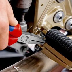 Плоскогубці з гладкими губками KNIPEX 20 02 140