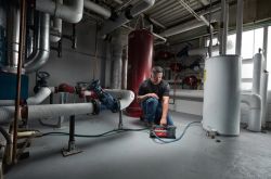 Насос для води акумуляторний MILWAUKEE M18 BTP-0