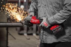 Шліфмашина кутова акумуляторна MILWAUKEE, M18 FHSAG150XPDB2-0X, діаметр 150мм (HDкейс)