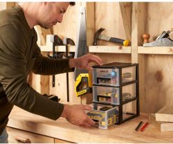 Органайзер вертикальний з трьома висувними відділеннями STANLEY STST40711-1